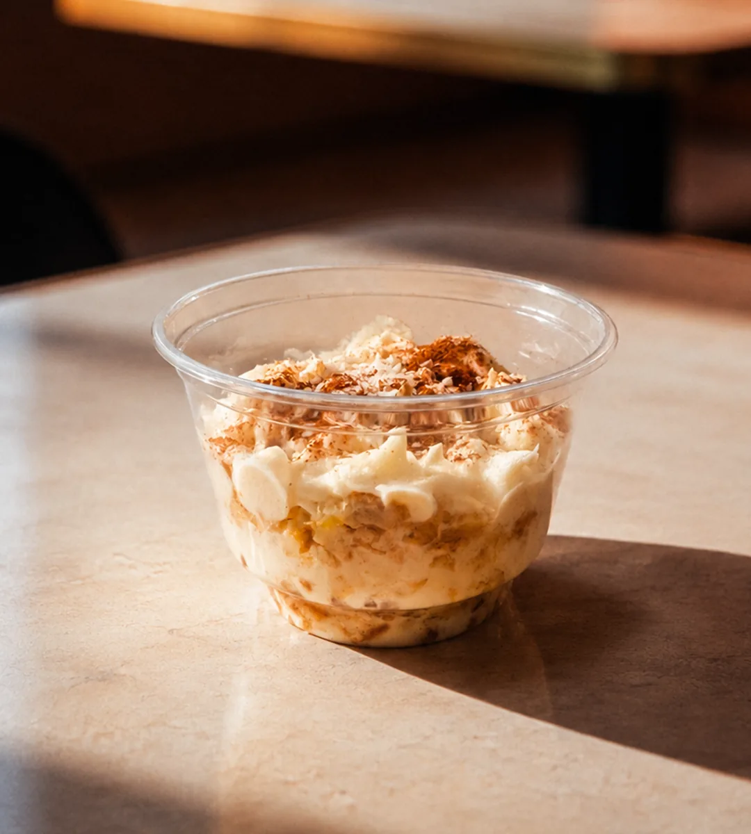 Postre cuatro leches del restaurante peruano Orgastro BCN en Santa Coloma de Gramenet